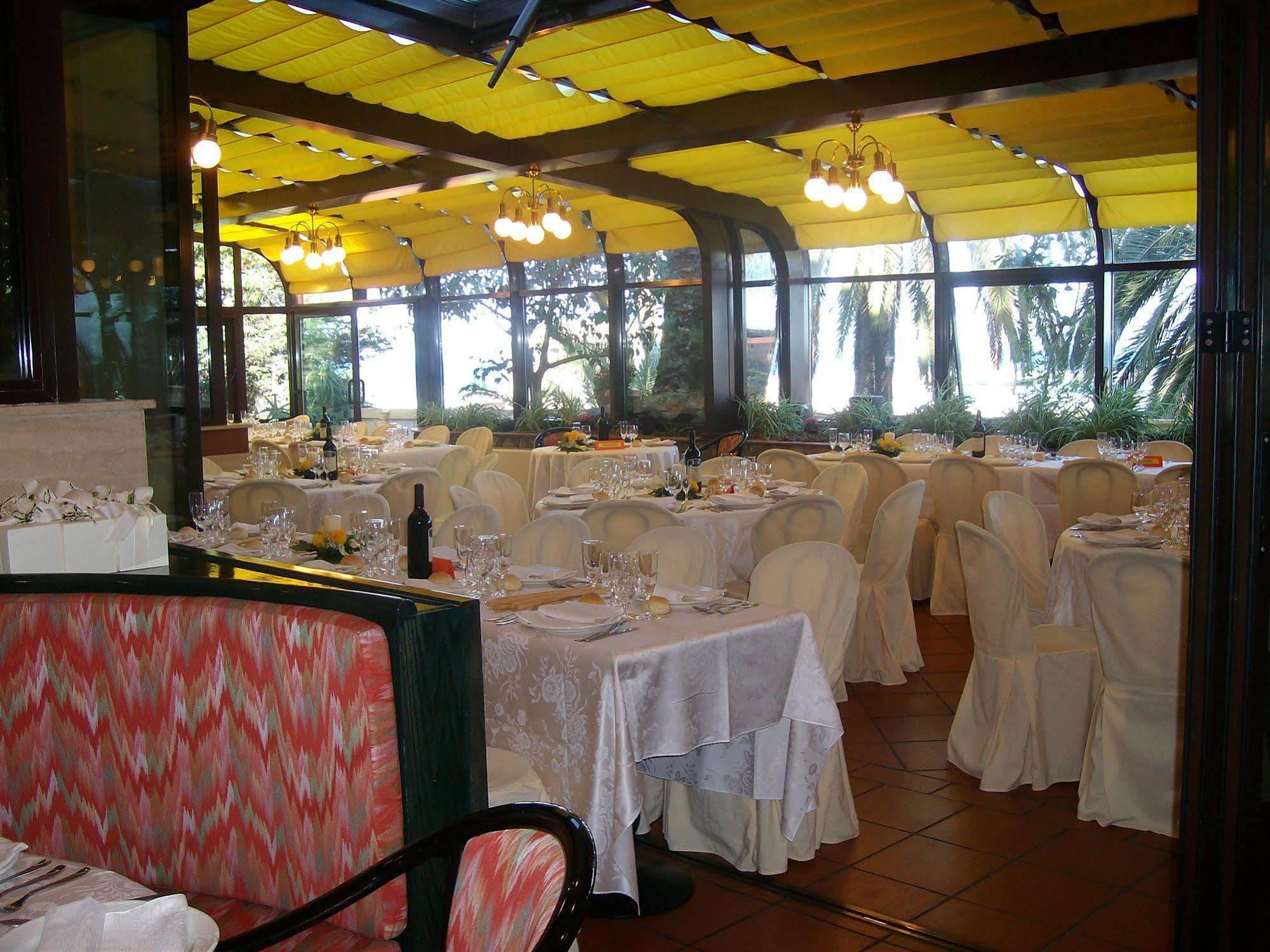 אימפריה Hotel Miramare מראה חיצוני תמונה
