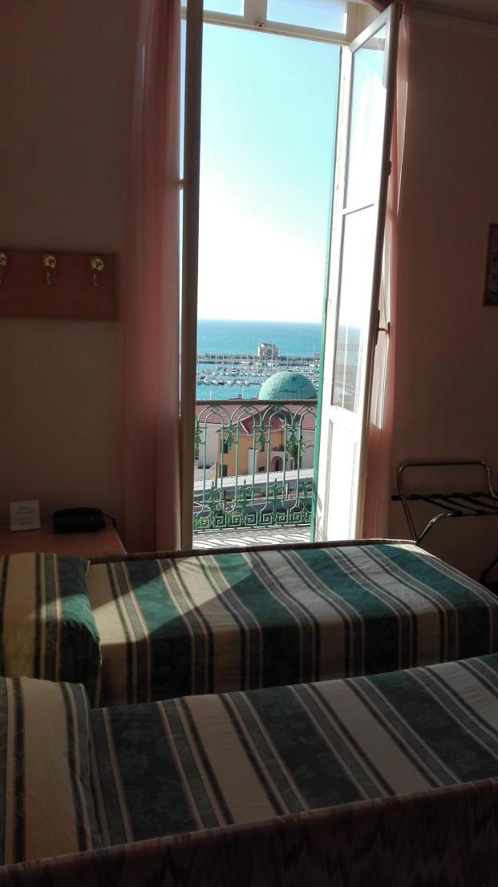 אימפריה Hotel Miramare מראה חיצוני תמונה